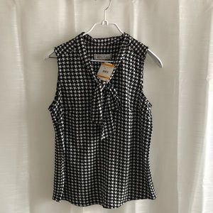 Kasper sleeveless blouse
